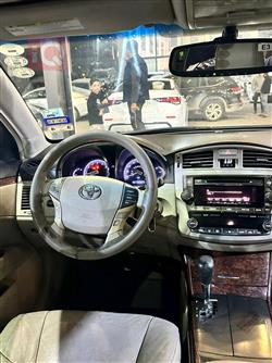 تۆیۆتا ئەڤەلۆن